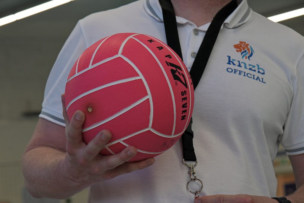 ZPC Woerden houdt kampioenskoers stevig vast