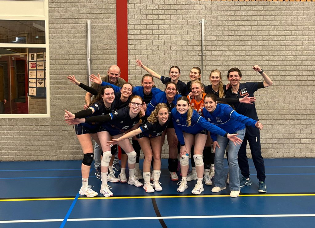 Woerden knokt zich na 0-2 achterstand naar winst