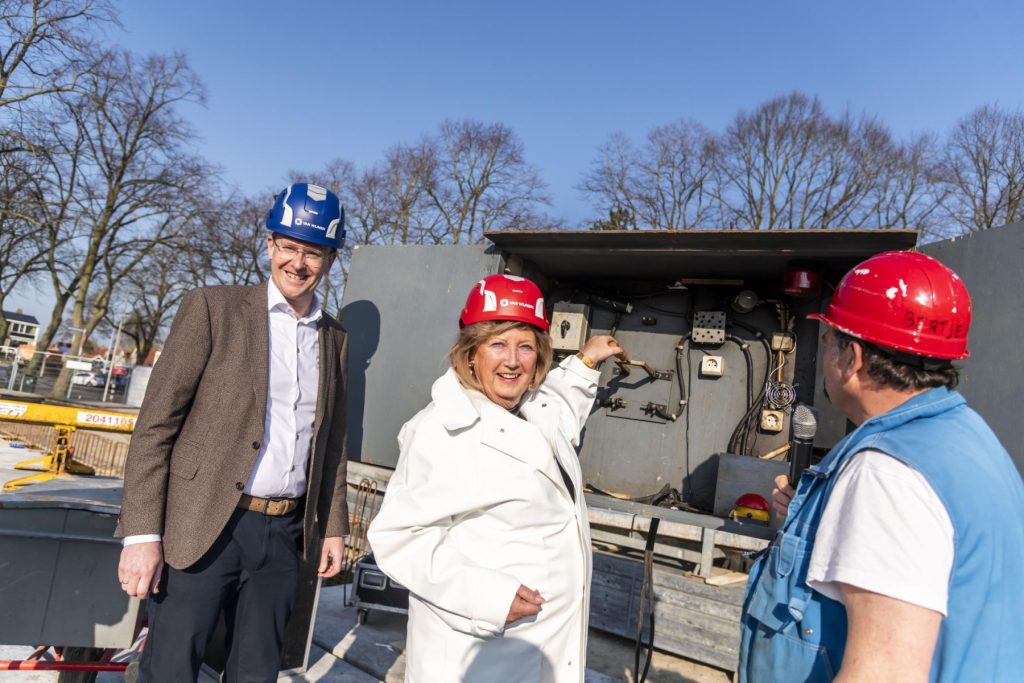 Feestelijke start bouw: Fase 2 ‘Wonen aan de Spoorsingel’ officieel van start