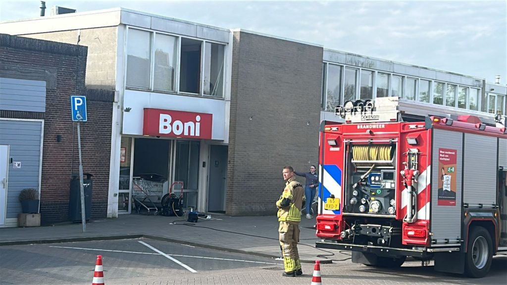 Kleine brand in plafond Boni Stolwijk snel geblust