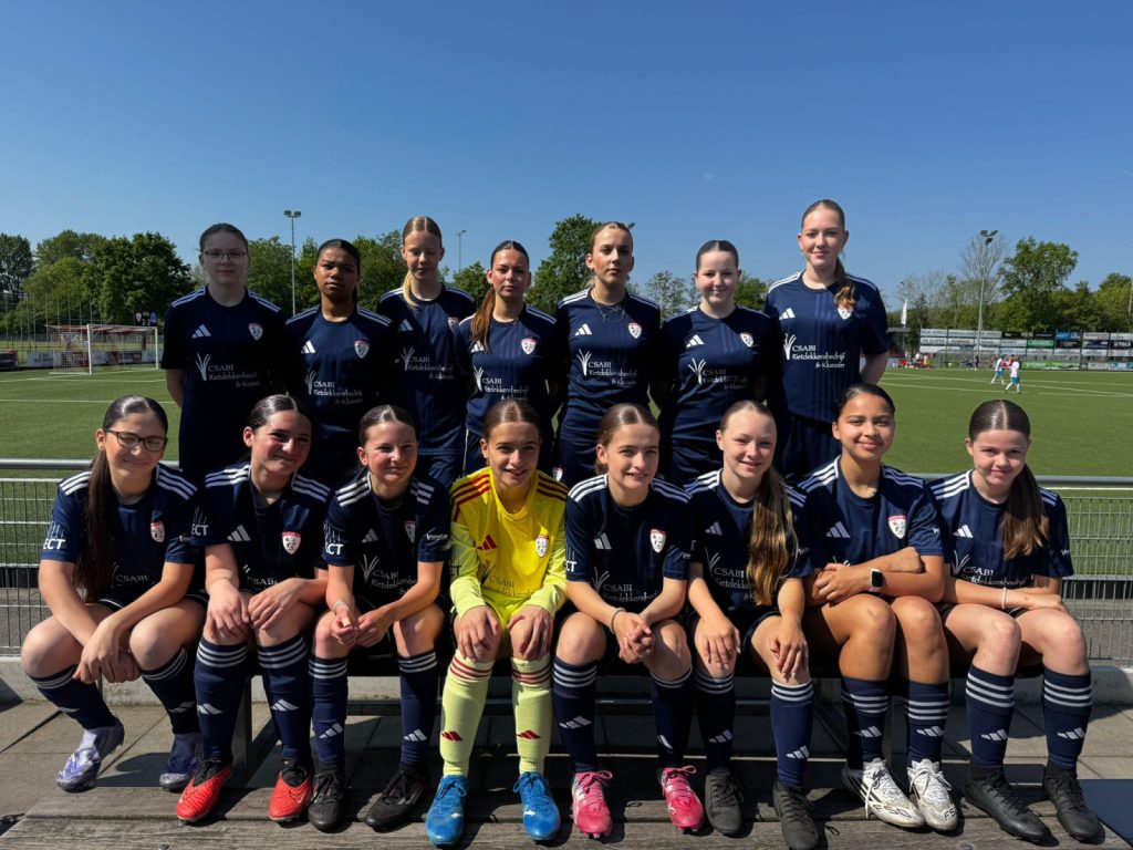 Sportlust MO15-1 kroont zich tot kampioen
