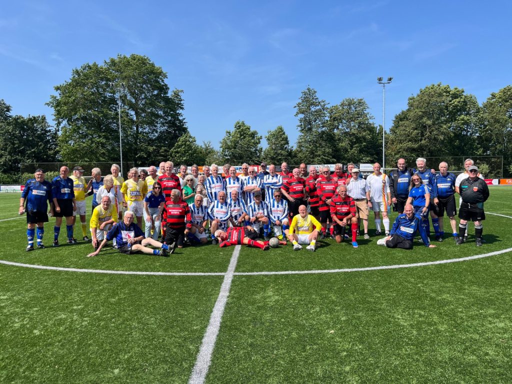 Walking Football-clinic moet nieuwe spelers enthousiast maken