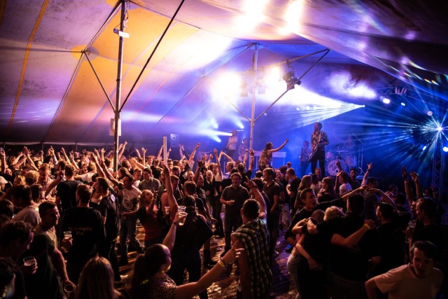 Harmelen – Crespon tentfeest