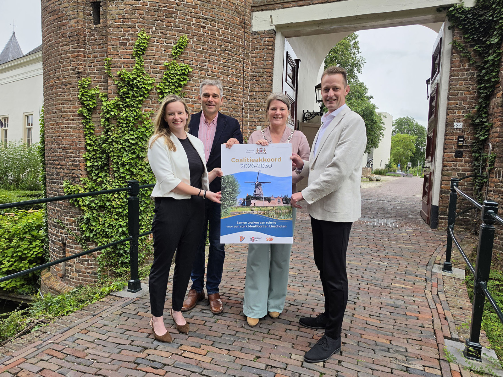 VVD, Progressief Akkoord en SGP presenteren coalitieakkoord Montfoort