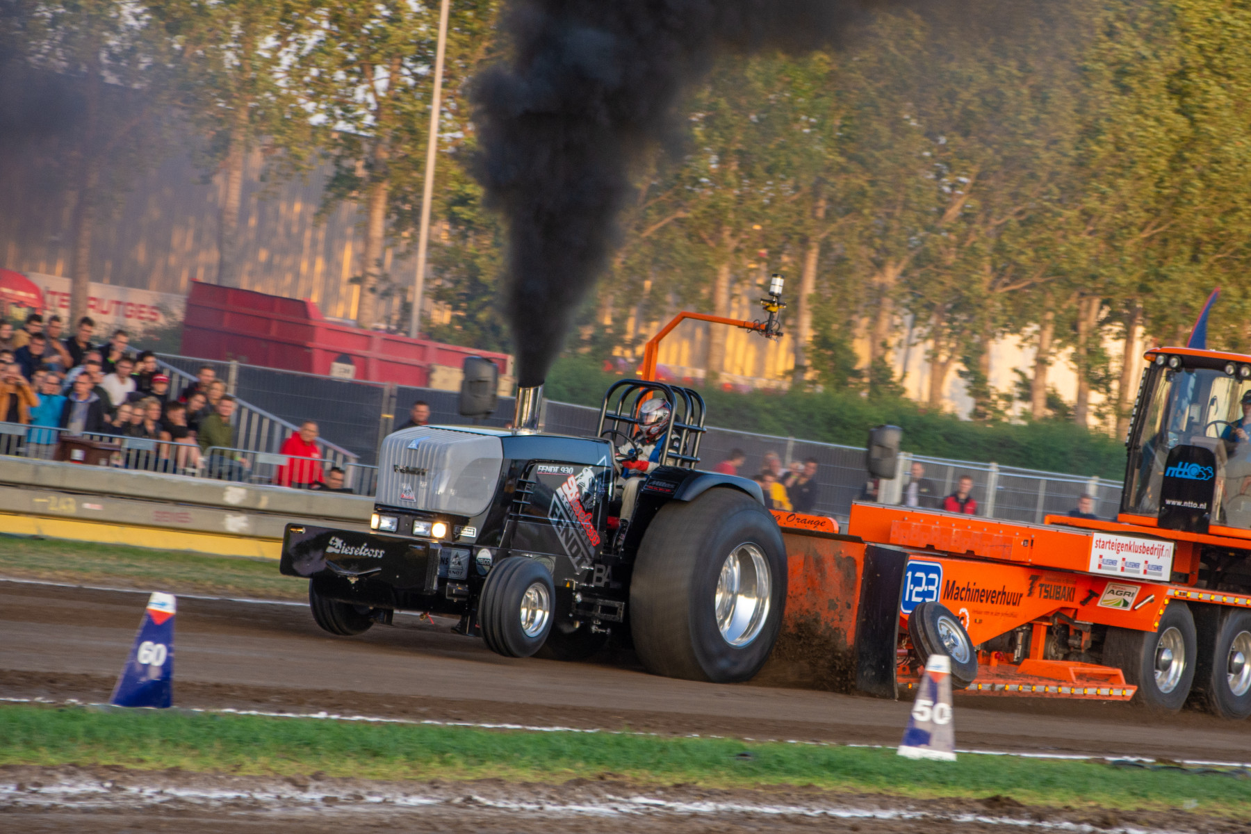 PJGU Truck- en Tractorpulling Montfoort organiseert 25 editie