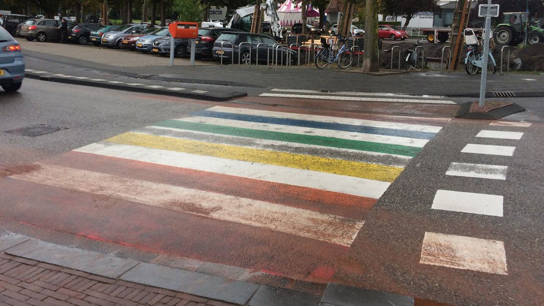 In deze gemeenten zijn regenboogzebrapaden vernield