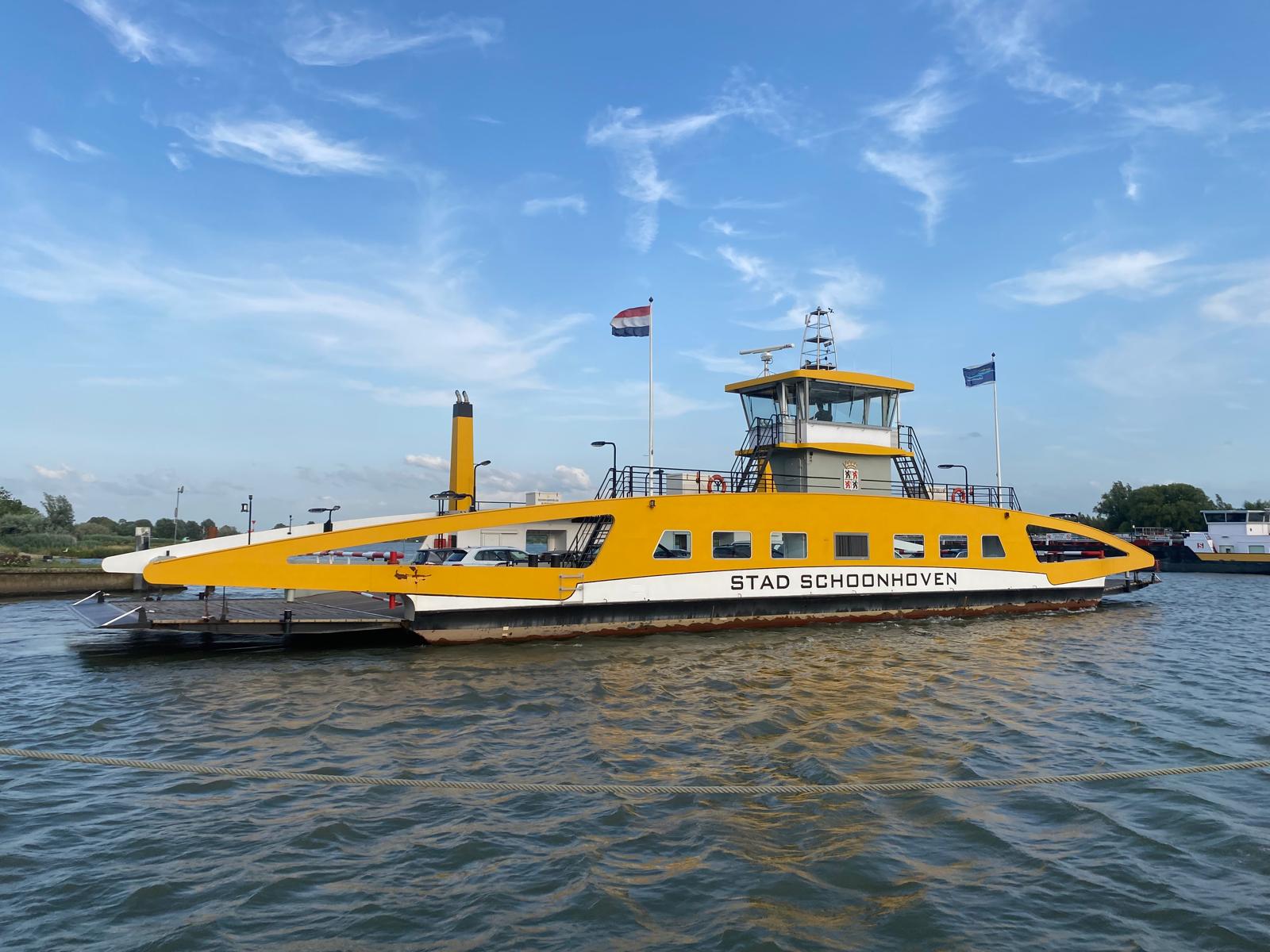 Extra drukte bij veerdienst Schoonhoven-Gelkenes door afsluiting A27