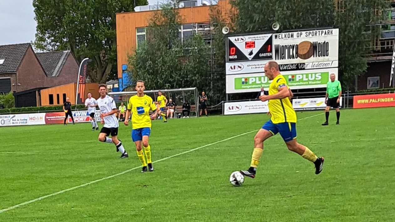 Siveo walst over WDS heen in bekerduel