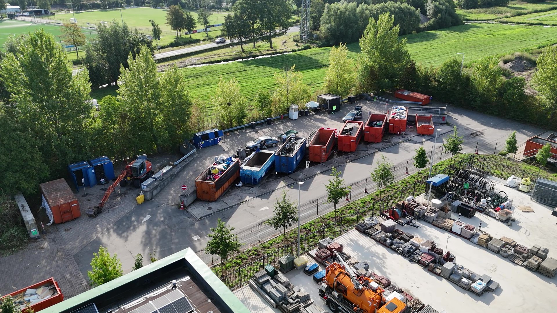 Schoonhovenaren kunnen tijdelijk grof afval naar milieustraat Bergambacht brengen